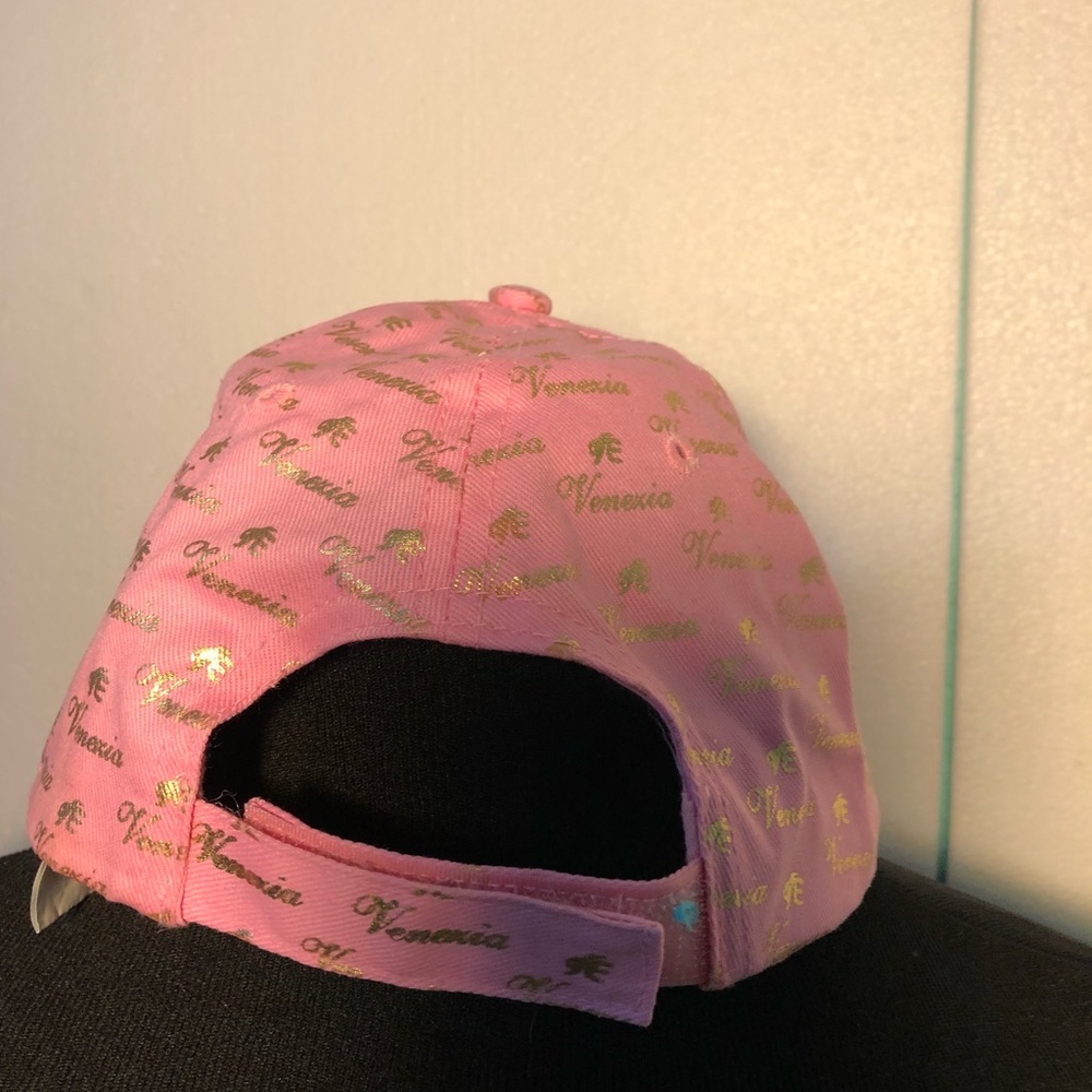 Cap - Picture 3 of 8
